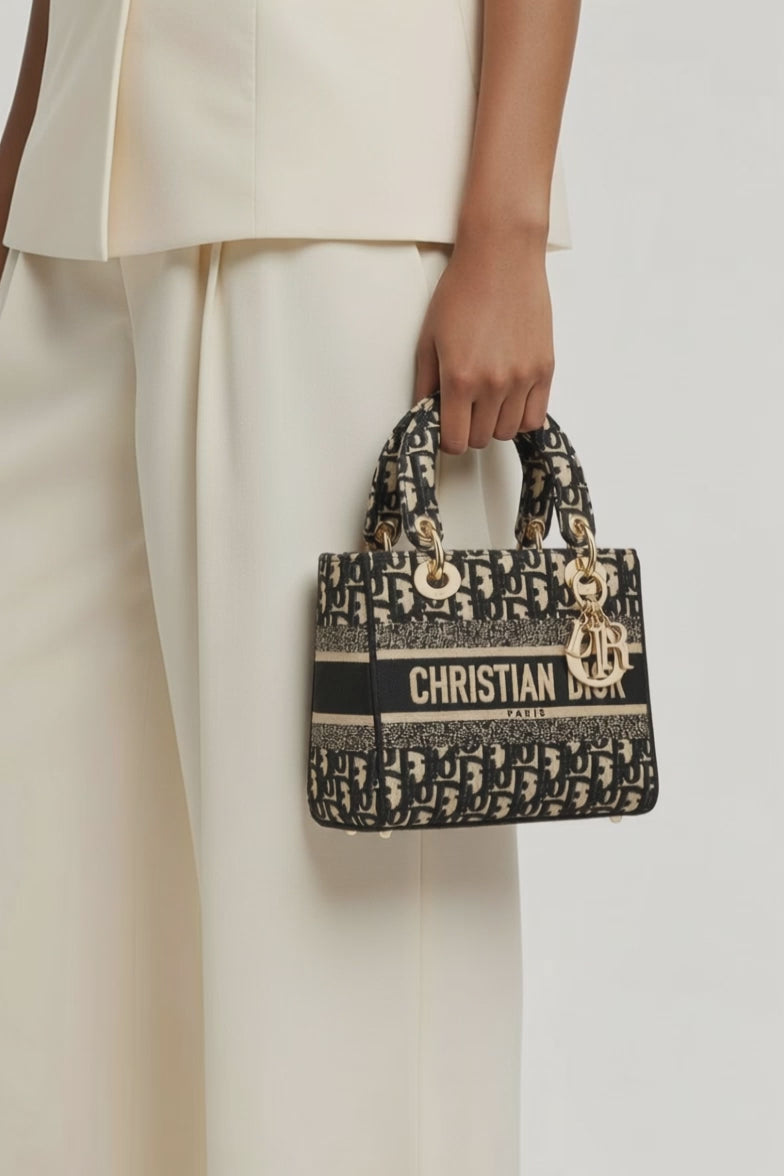 LADY DIOR