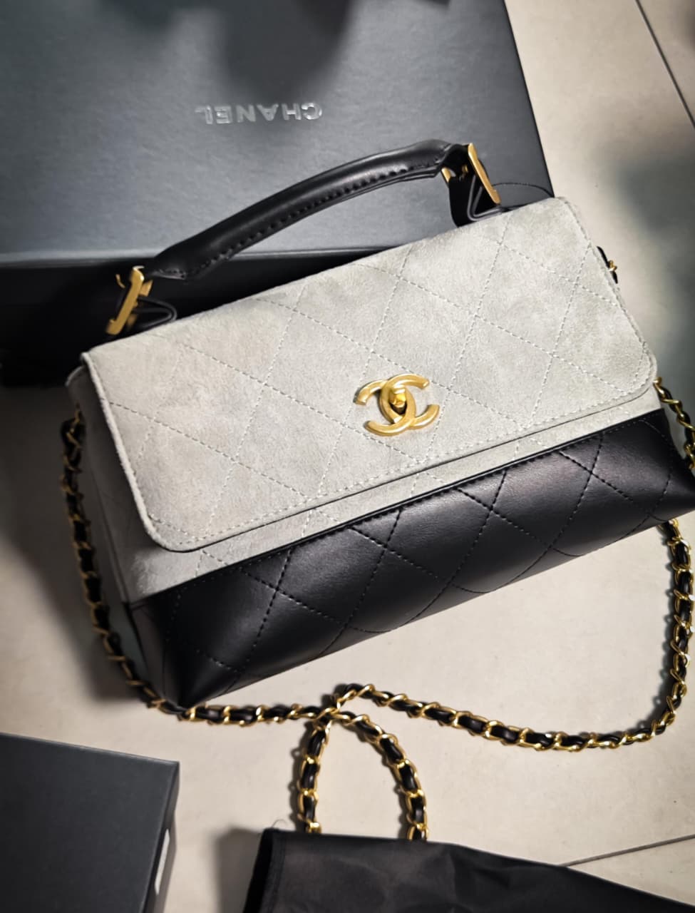 Iconic Chic Handbag