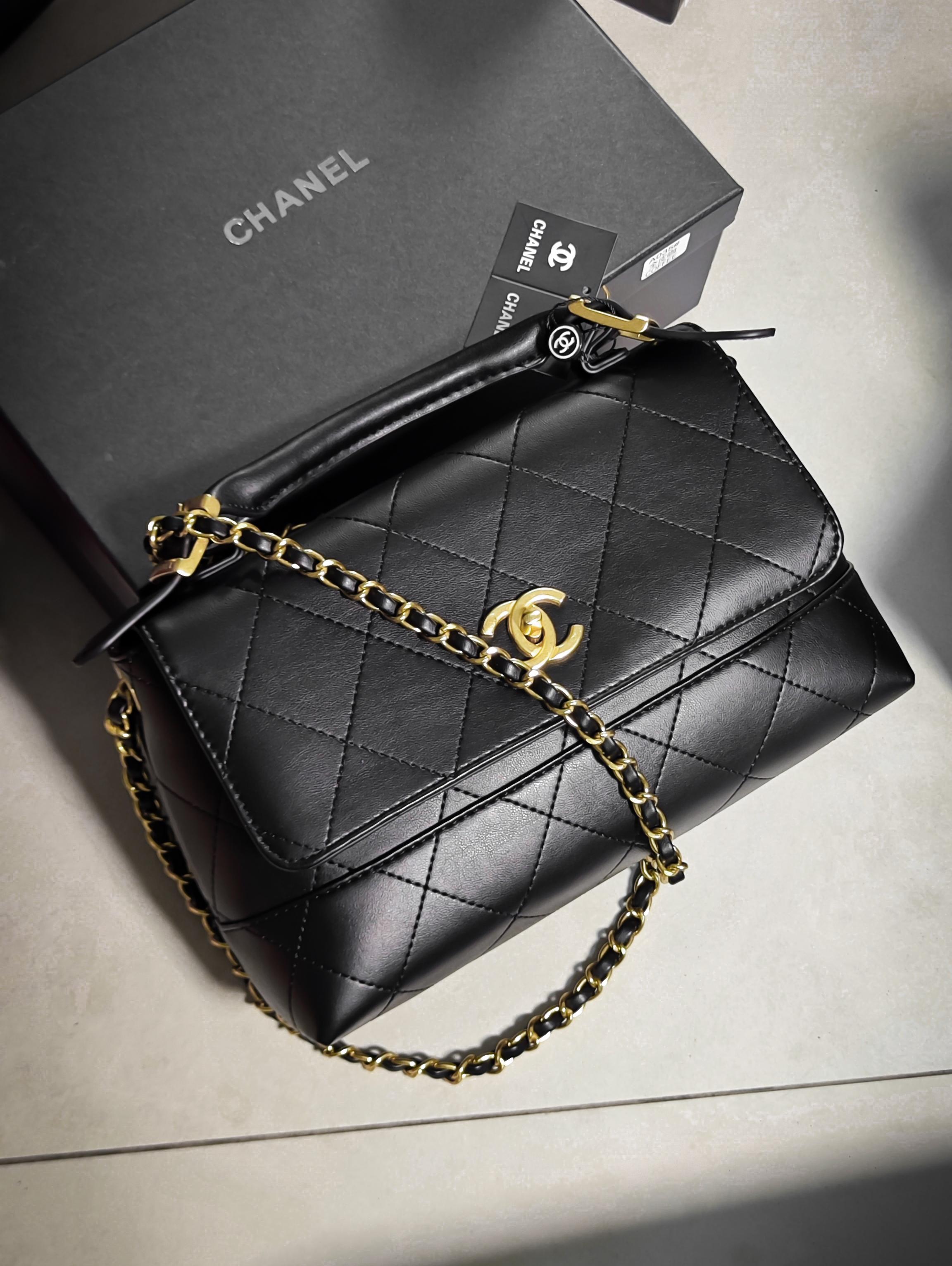Iconic Chic Handbag
